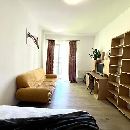 Vip In A Complex Great Britain Apartment