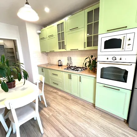 Vip In A Complex Great Britain Apartment