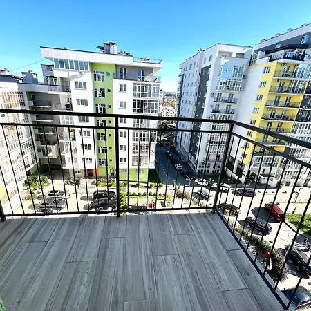 Vip In A Complex Great Britain Apartment *