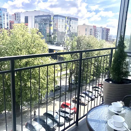 Vip In A Complex Great Britain